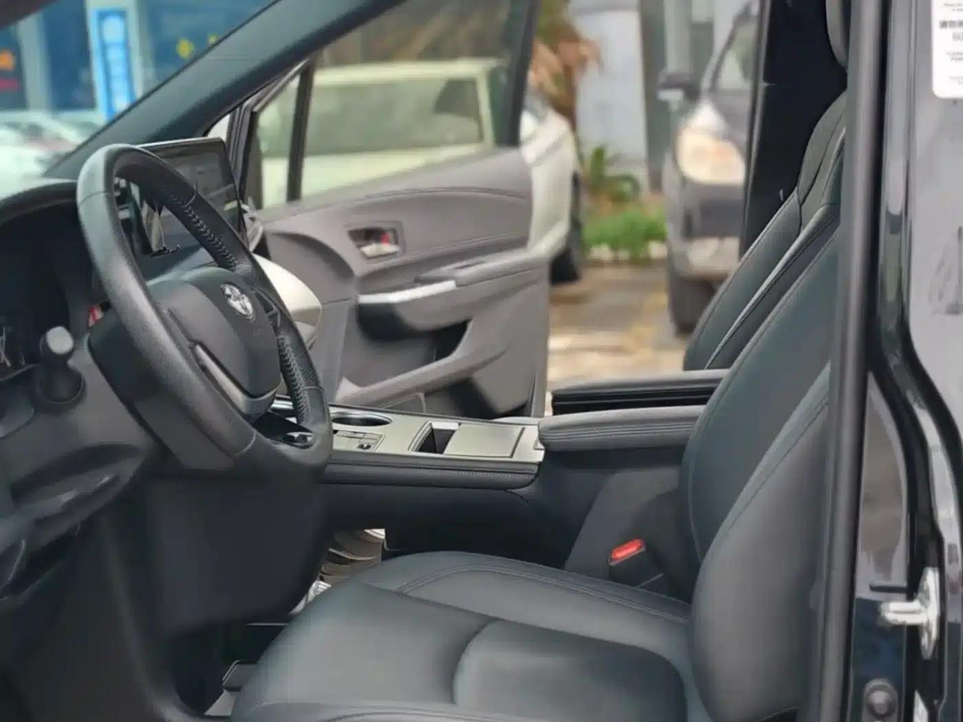 2023 Grevia 2.5L Hybrid VIP Edition — миниатюра 8