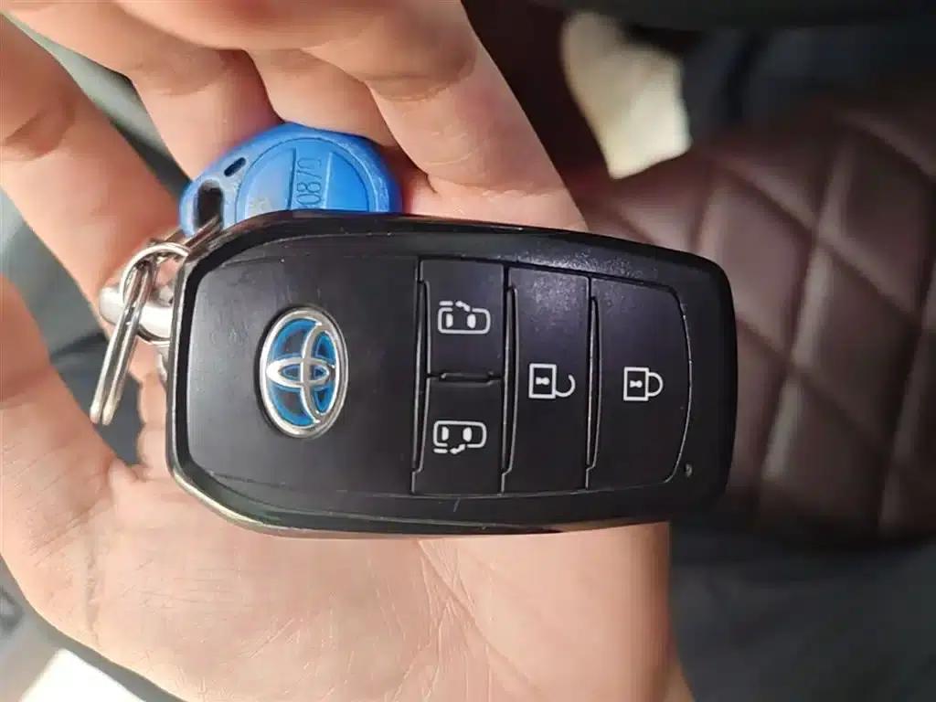 2024 Grevia 2.5L Hybrid Comfort Edition — миниатюра 9