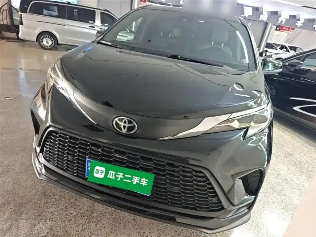 2024 Grevia 2.5L Hybrid Comfort Edition — миниатюра 1