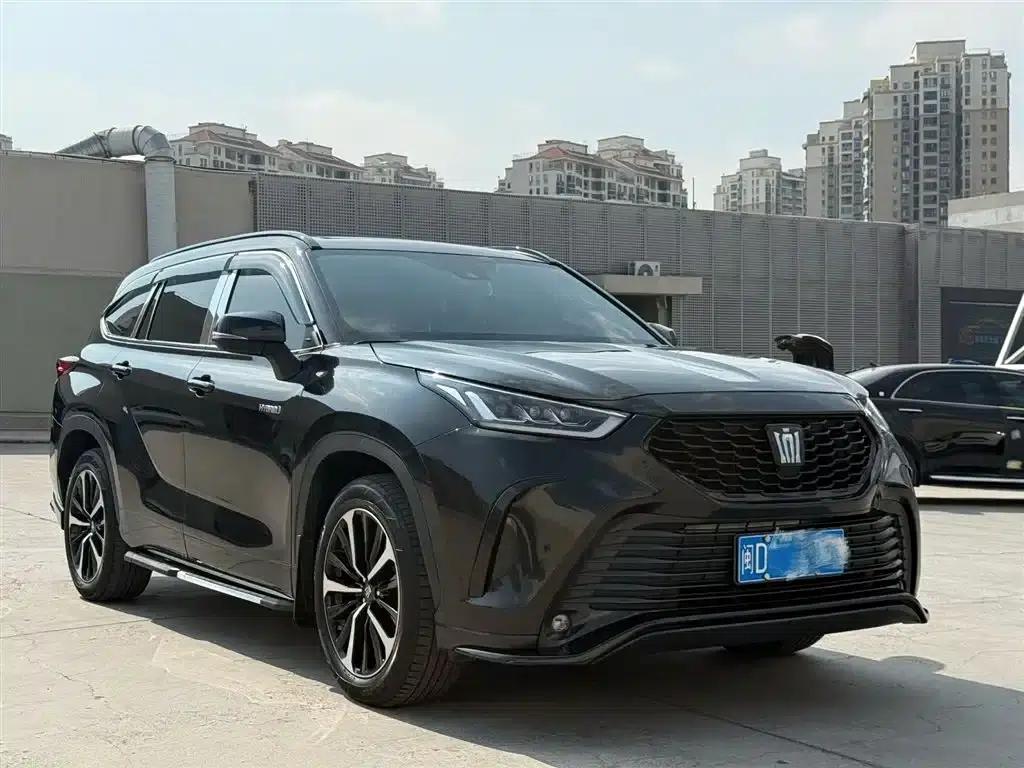 Crown Land Cruiser 2021 2.5L HEV 4WD Luxury Edition — миниатюра 3