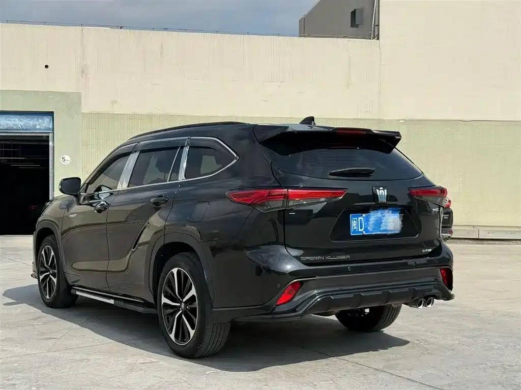 Crown Land Cruiser 2021 2.5L HEV 4WD Luxury Edition — миниатюра 4