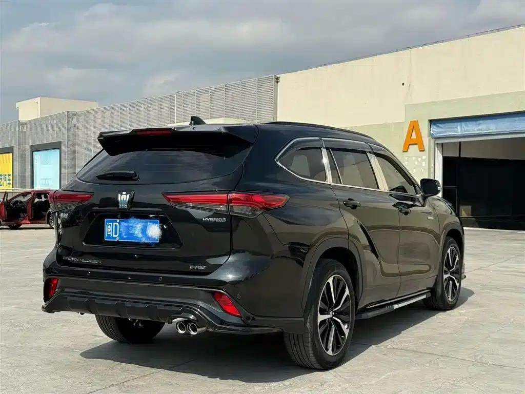 Crown Land Cruiser 2021 2.5L HEV 4WD Luxury Edition — миниатюра 6