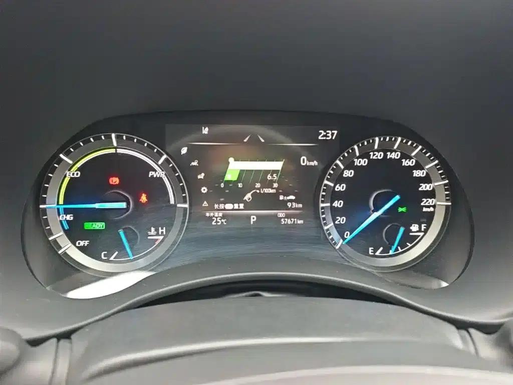 Crown Land Cruiser 2022 2.5L HEV 4WD Luxury Edition — миниатюра 11