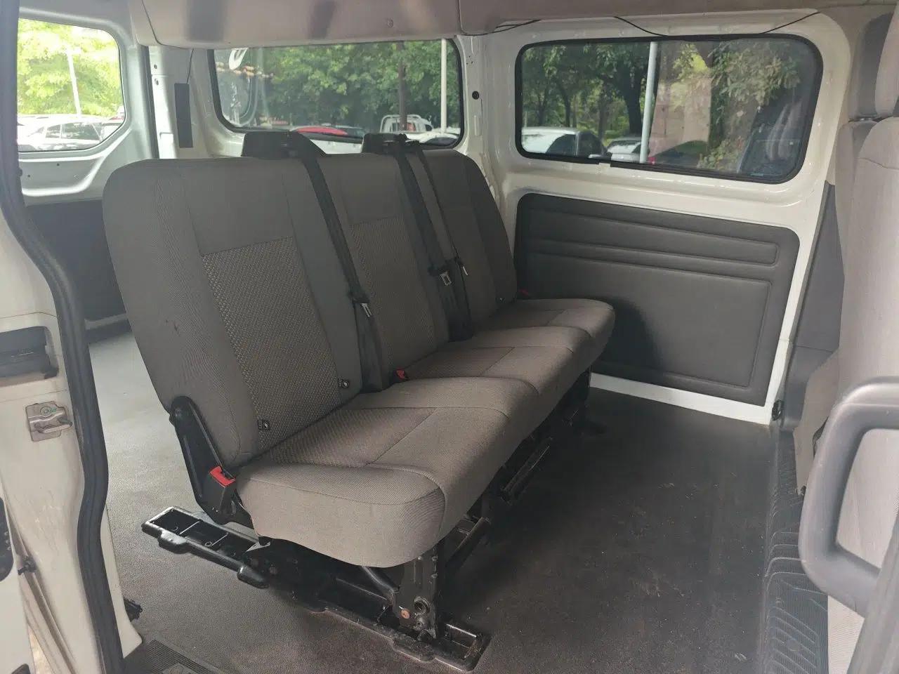 Ford Transit 2017 2.0T Diesel Multi-Function Commercial Vehicle Mid-Drive Mid-Roof China V Standard — миниатюра 18