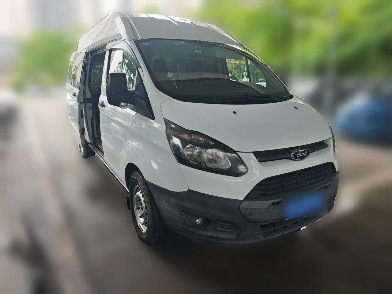 Ford Transit 2017 2.0T Diesel Multi-Function Commercial Vehicle Mid-Drive Mid-Roof China V Standard — миниатюра 3
