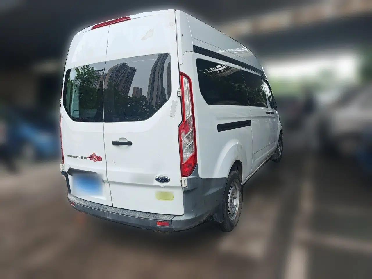 Ford Transit 2017 2.0T Diesel Multi-Function Commercial Vehicle Mid-Drive Mid-Roof China V Standard — миниатюра 6