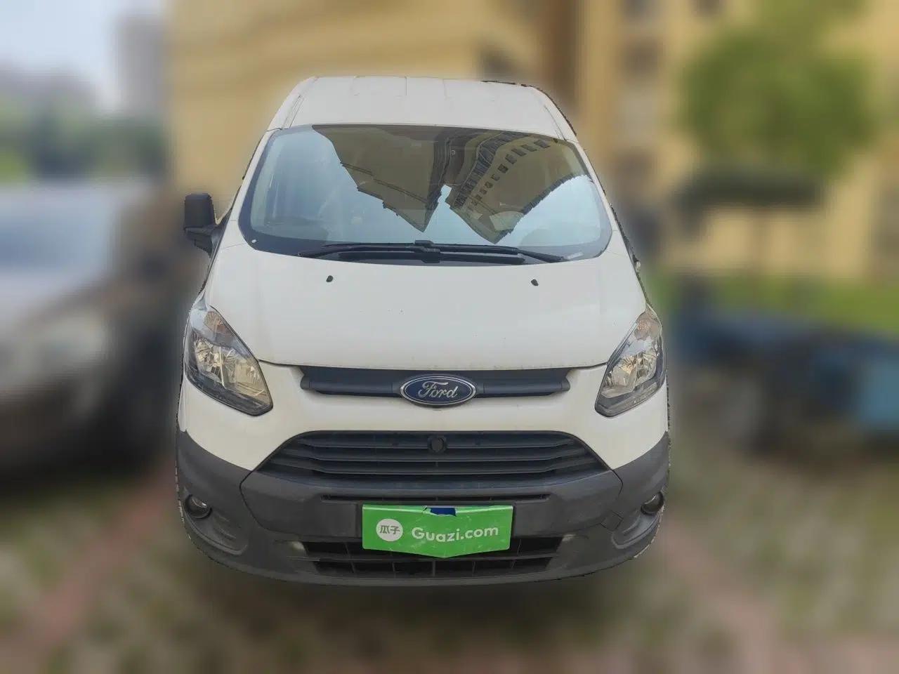 Ford Transit 2019 2.0T Diesel Multi-Purpose Commercial Vehicle Mid-Drive Mid-Roof 6-Seater China VI Standard — миниатюра 2