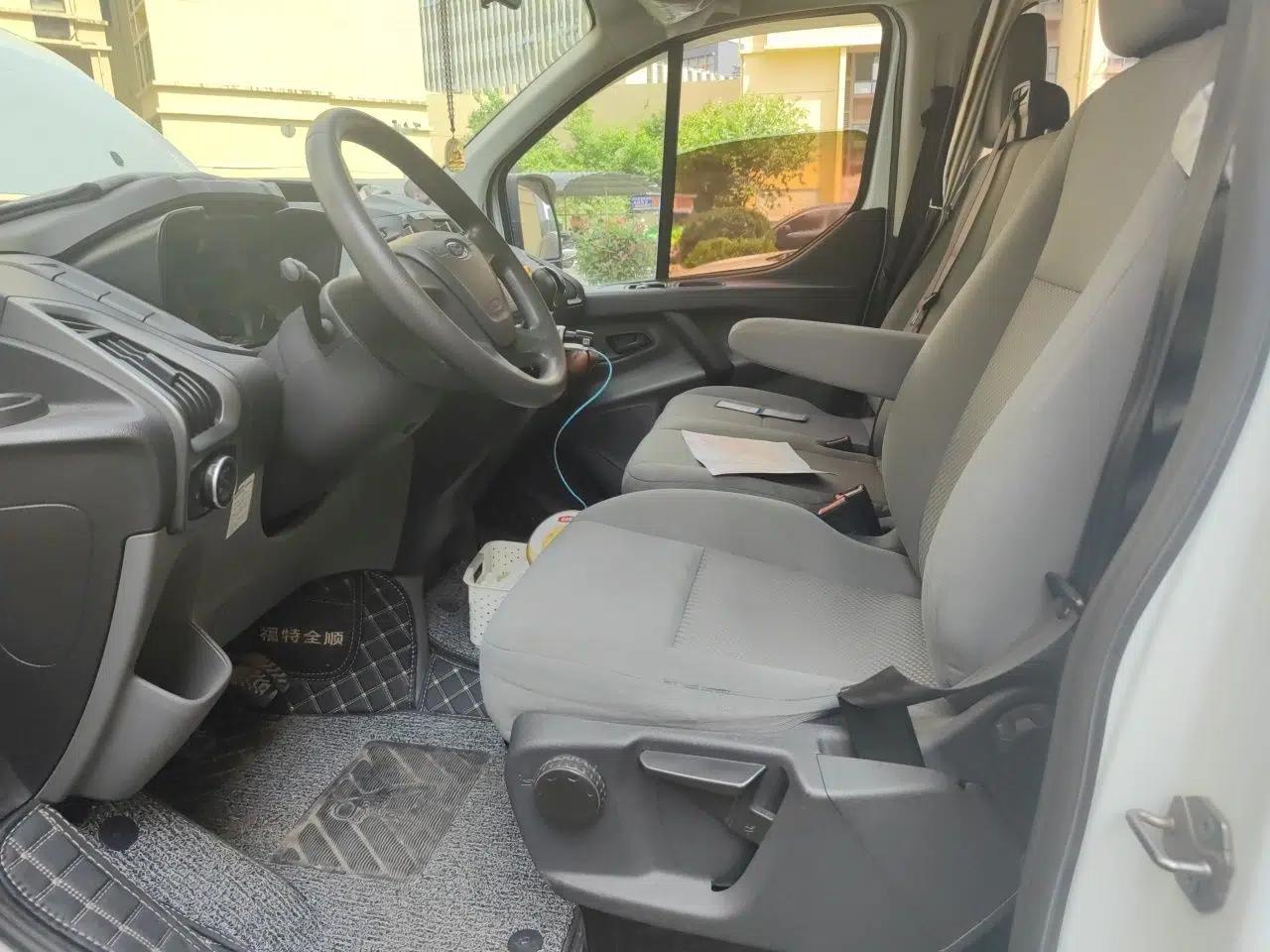 Ford Transit 2019 2.0T Diesel Multi-Purpose Commercial Vehicle Mid-Drive Mid-Roof 6-Seater China VI Standard — миниатюра 16