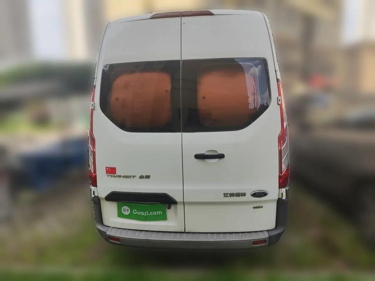 Ford Transit 2019 2.0T Diesel Multi-Purpose Commercial Vehicle Mid-Drive Mid-Roof 6-Seater China VI Standard — миниатюра 5