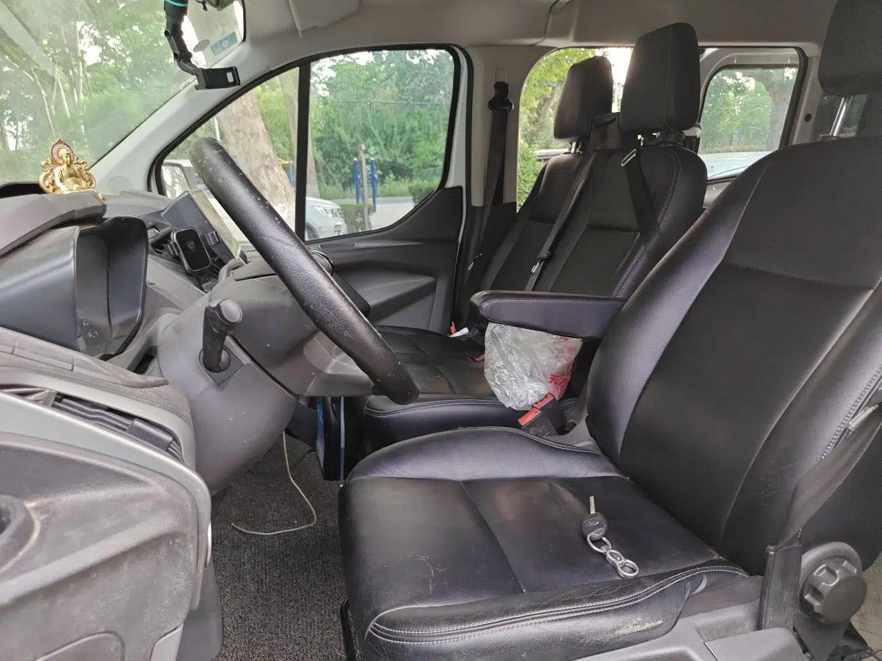 Ford Transit 2017 2.0T Diesel Multi-Function Commercial Vehicle Mid-Drive Mid-Roof China V Standard — миниатюра 16