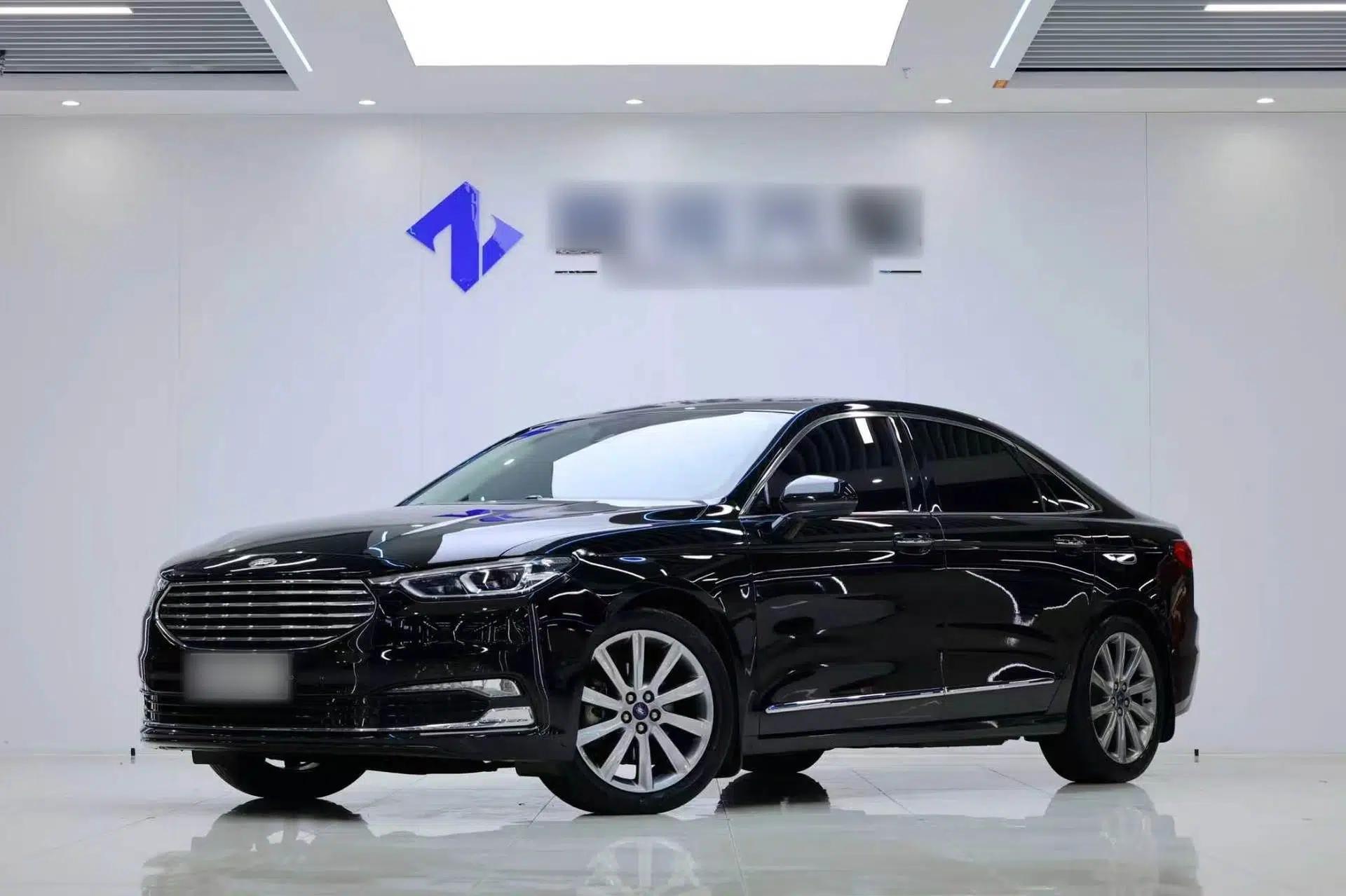 Ford Taurus 2019 EcoBoost 245 Premium Edition — миниатюра 1