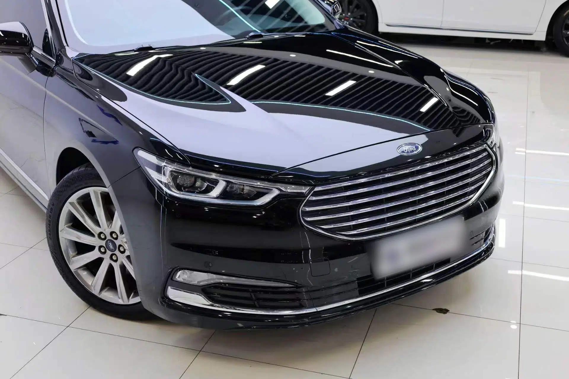 Ford Taurus 2019 EcoBoost 245 Premium Edition — миниатюра 11