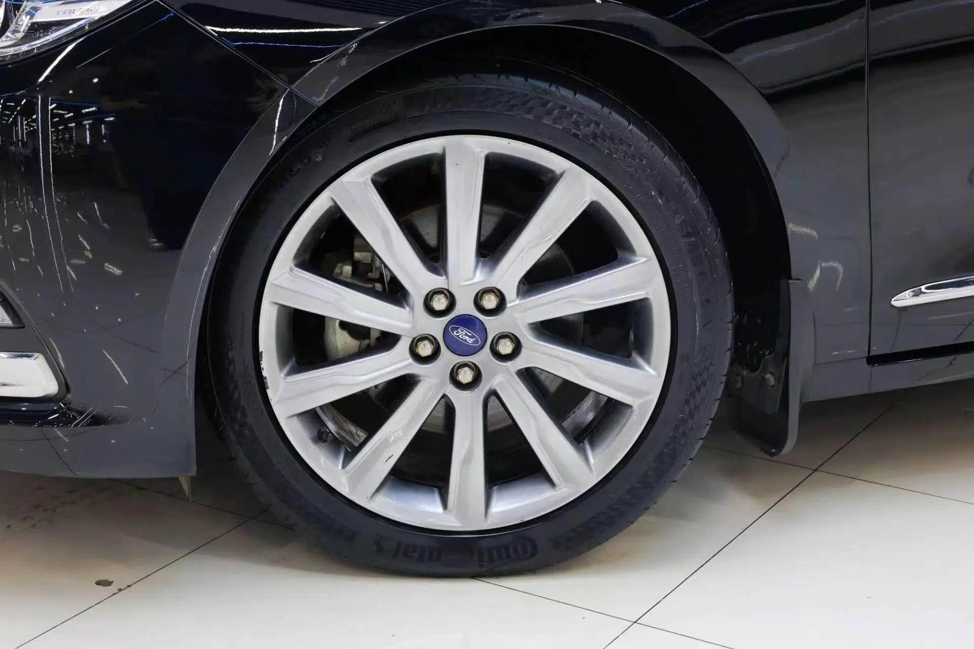 Ford Taurus 2019 EcoBoost 245 Premium Edition — миниатюра 13