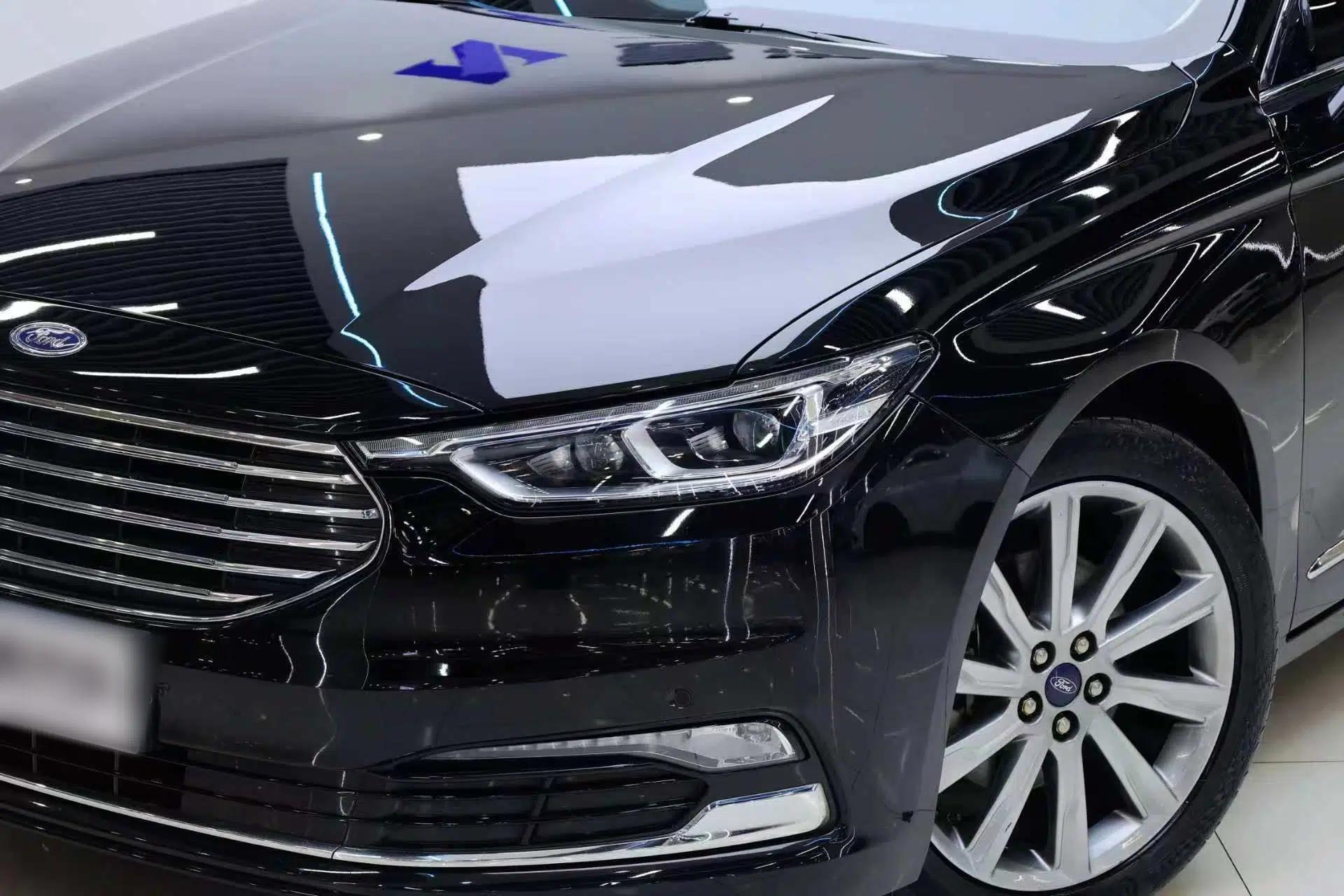 Ford Taurus 2019 EcoBoost 245 Premium Edition — миниатюра 10