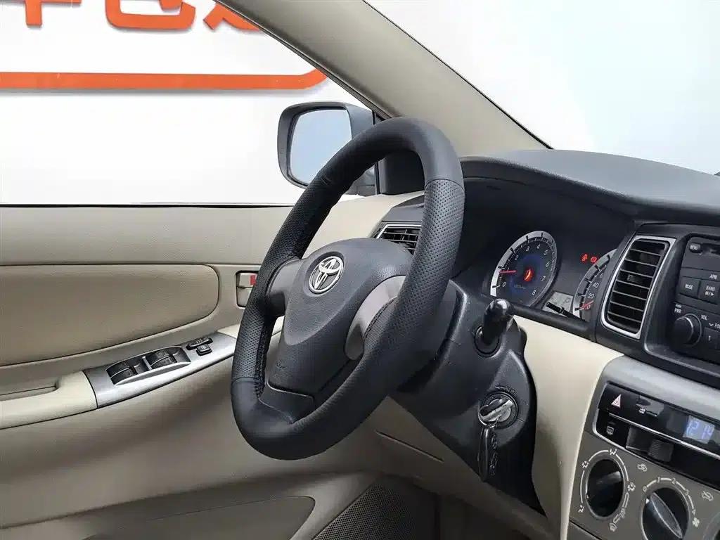 Corolla 2013 1.6L Automatic Premium Edition — миниатюра 22