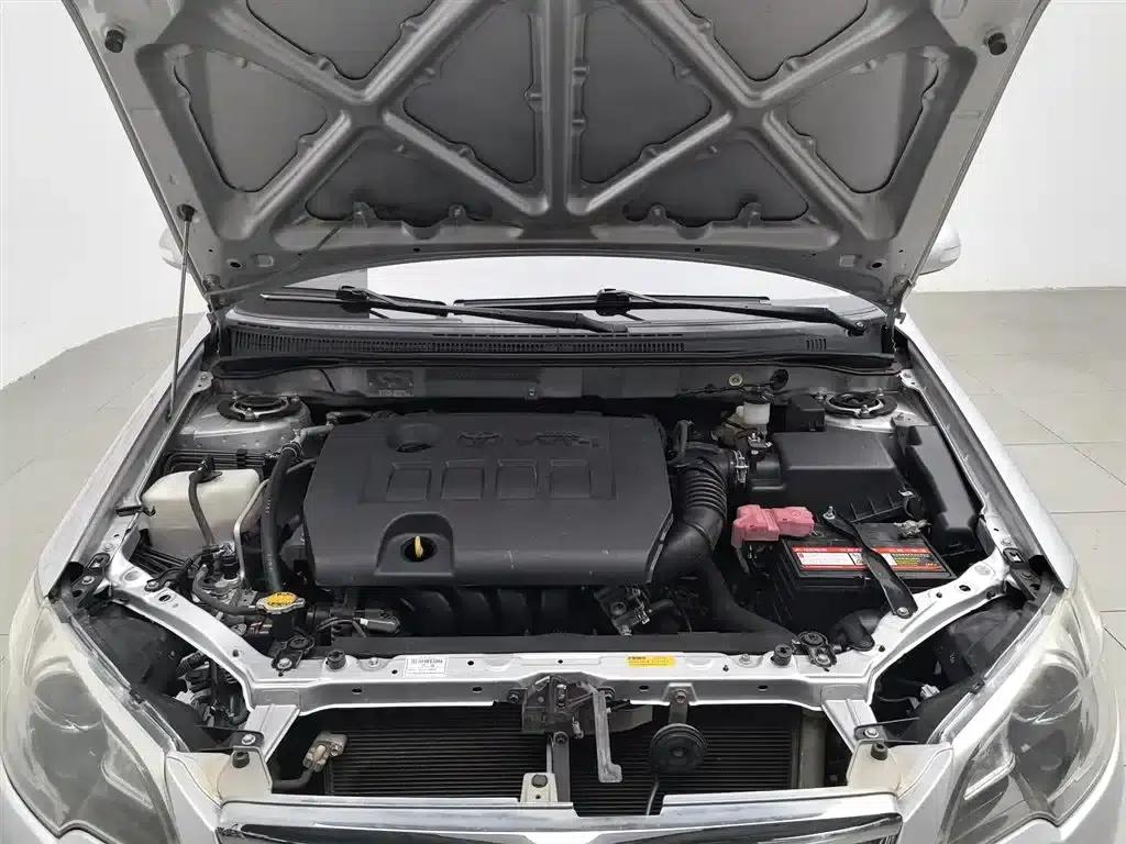 Corolla 2013 1.6L Automatic Premium Edition — миниатюра 6