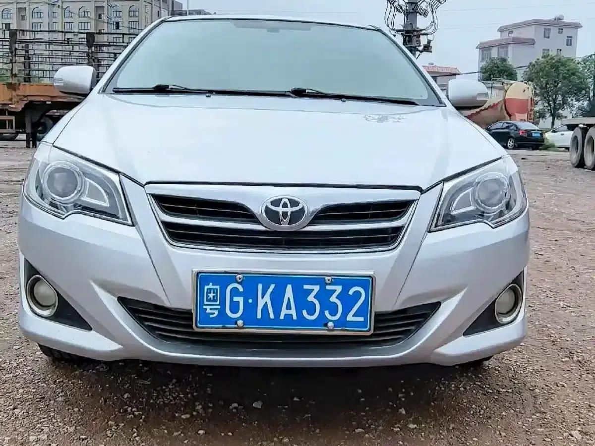 Corolla 2013 1.6L Automatic Premium Edition — миниатюра 2