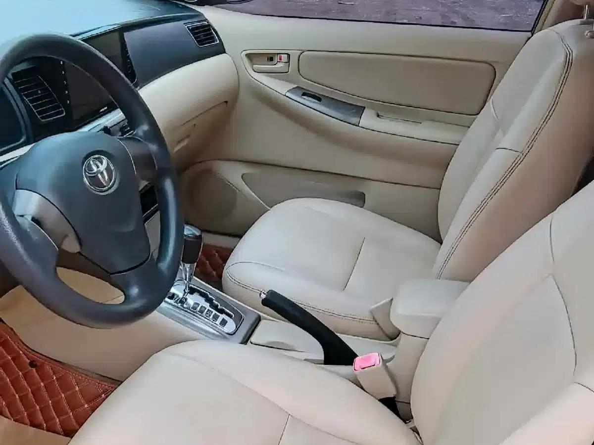 Corolla 2013 1.6L Automatic Premium Edition — миниатюра 7