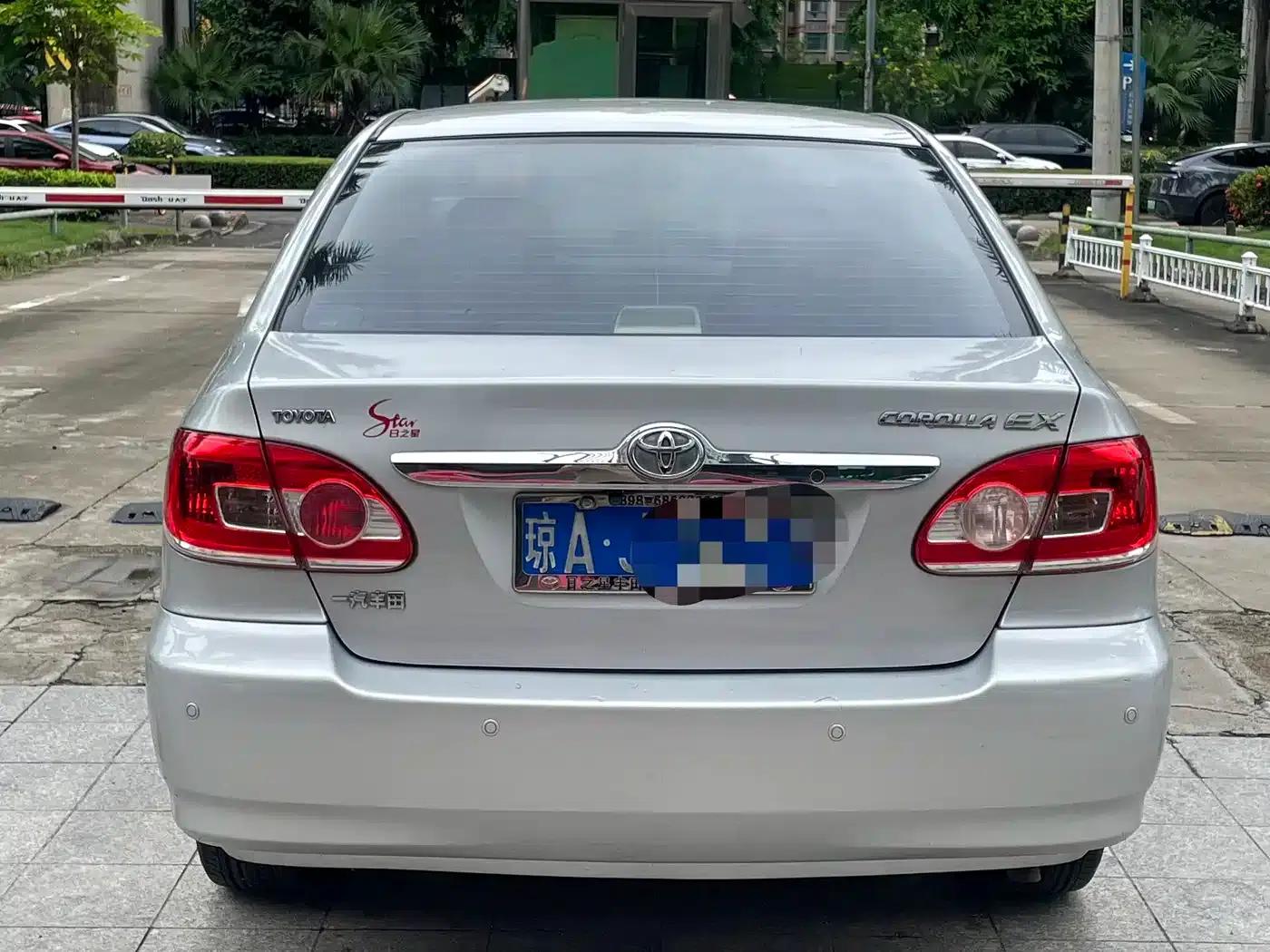 Corolla 2011 1.6L Automatic Classic Edition — миниатюра 8