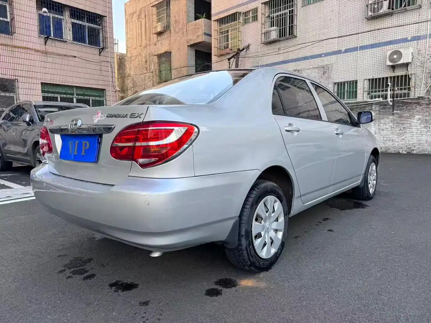 Corolla 2013 1.6L Automatic Premium Edition — миниатюра 6