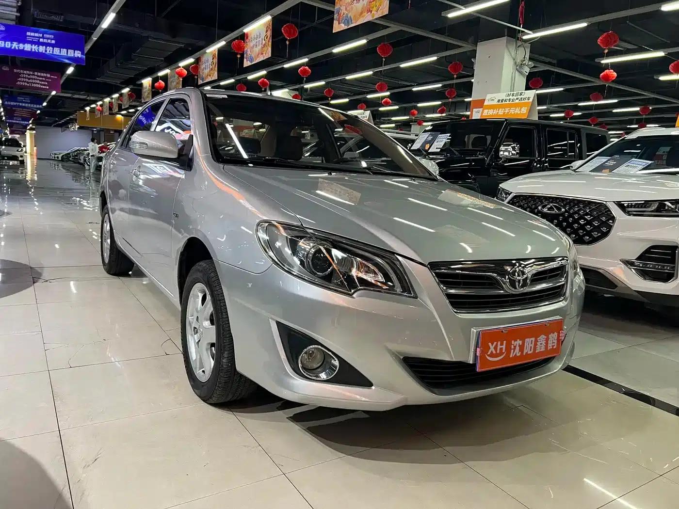 2011 Corolla 1.6L Automatic Deluxe Edition — миниатюра 1
