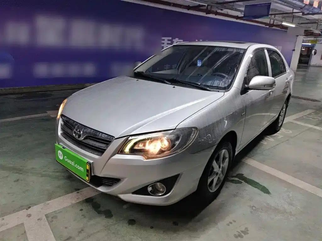 Corolla 2013 1.6L Automatic Deluxe Edition — миниатюра 1