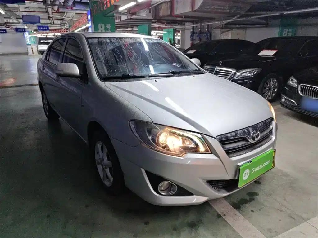 Corolla 2013 1.6L Automatic Deluxe Edition — миниатюра 4