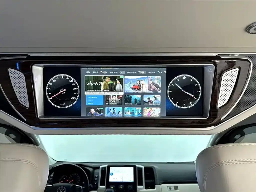 2021 HIACE 3.5L 7-seater Middle East version — миниатюра 12