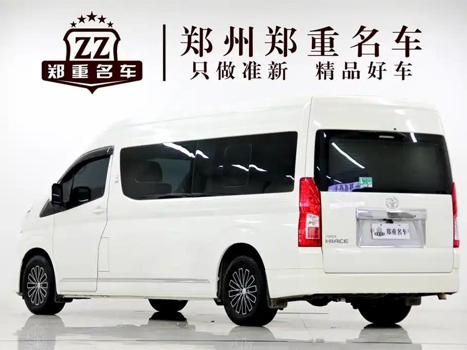 2021 HIACE 3.5L 7-seater Middle East version — миниатюра 4