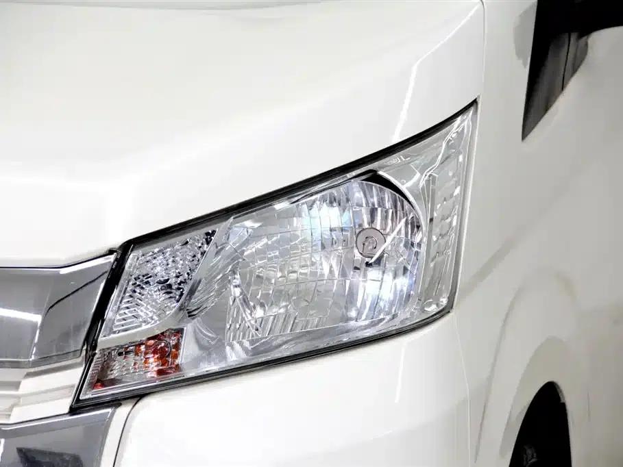 2021 HIACE 3.5L 7-seater Middle East version — миниатюра 32