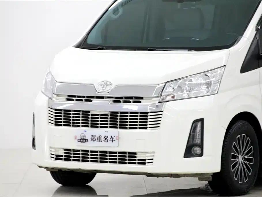 2021 HIACE 3.5L 7-seater Middle East version — миниатюра 33