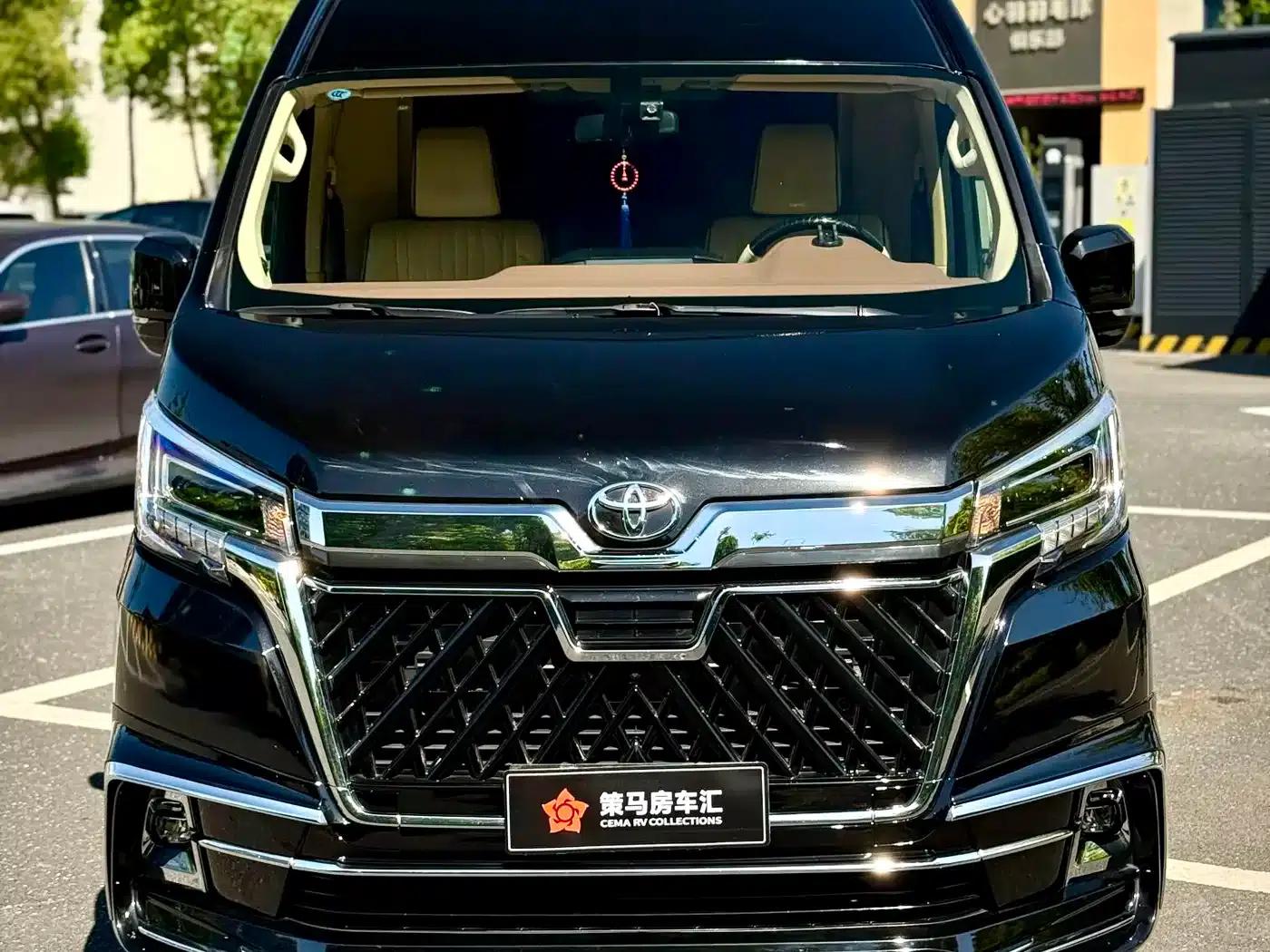 HIACE 2025 3.5L Rear-Wheel Drive 7-Seater Original Custom Edition — миниатюра 3