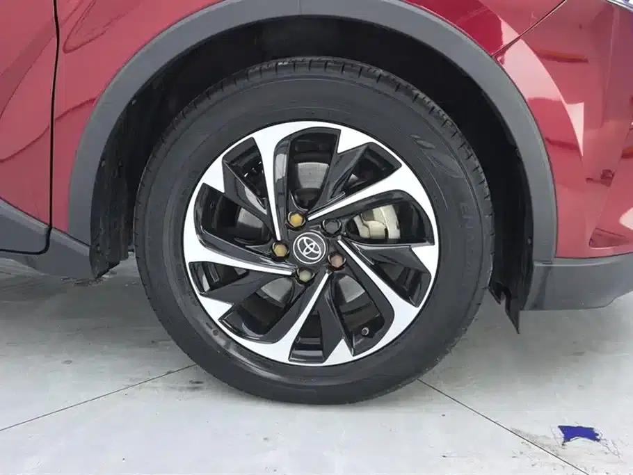 2018 Toyota IZOA 2.0L Elegance Edition (National V Emission Standard) — миниатюра 6