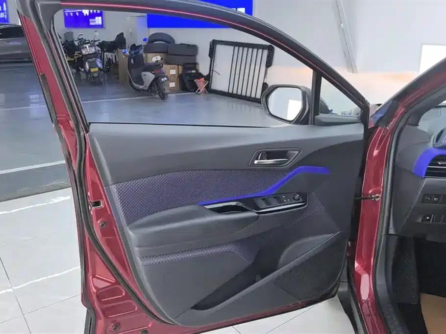 2018 Toyota IZOA 2.0L Elegance Edition (National V Emission Standard) — миниатюра 7