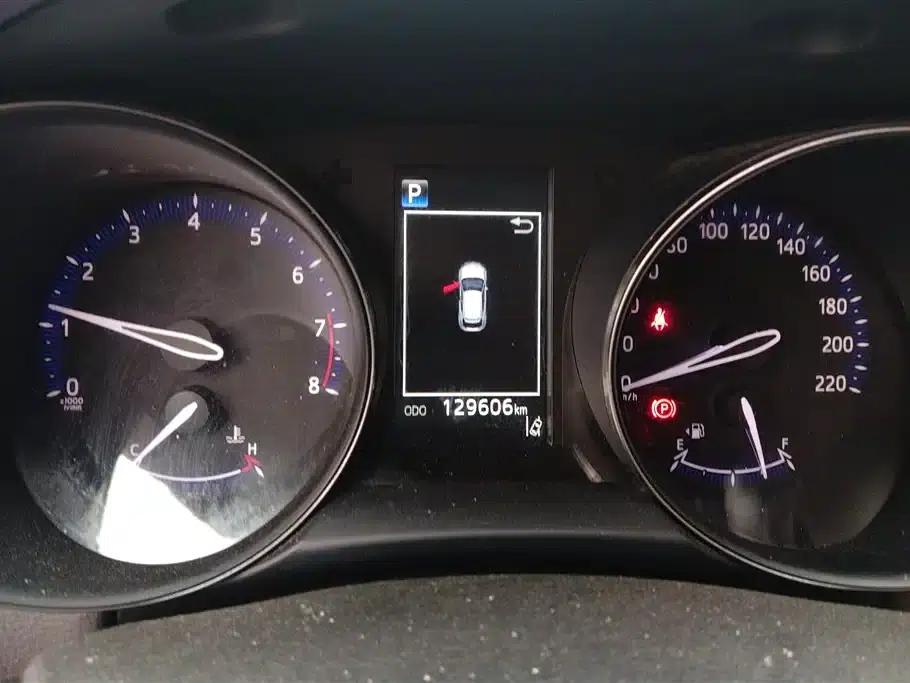 2018 Toyota IZOA 2.0L Elegance Edition (National V Emission Standard) — миниатюра 14
