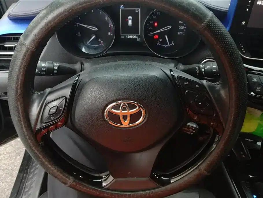 2018 Toyota IZOA 2.0L Elegance Edition (National V Emission Standard) — миниатюра 15