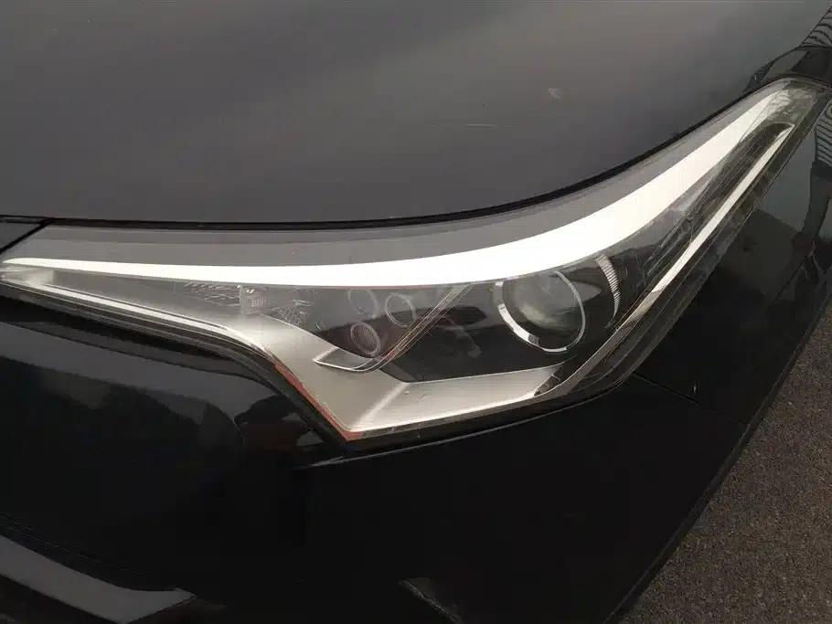 2018 Toyota IZOA 2.0L Elegance Edition (National V Emission Standard) — миниатюра 5