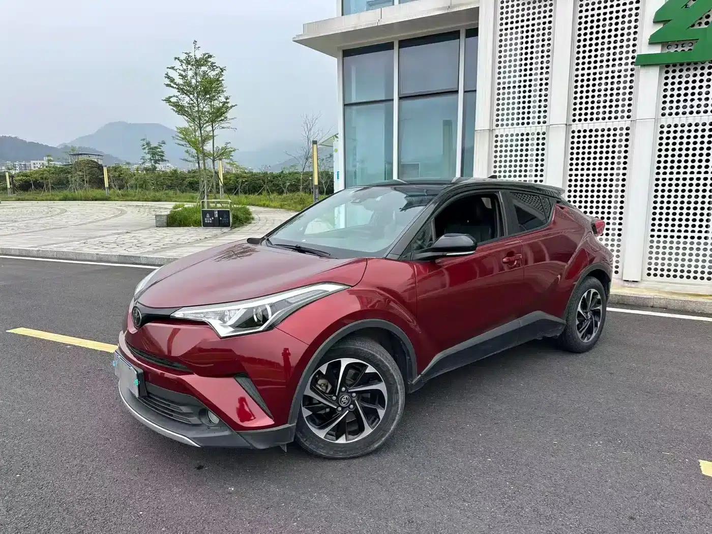 2018 Toyota IZOA 2.0L Elegance Edition (National VI Emission Standard) — миниатюра 1