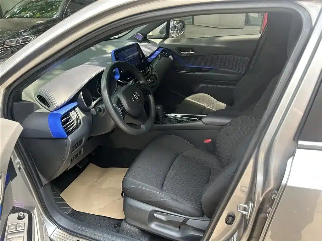 2020 Toyota IZOA 2.0L Enjoy Edition — миниатюра 12