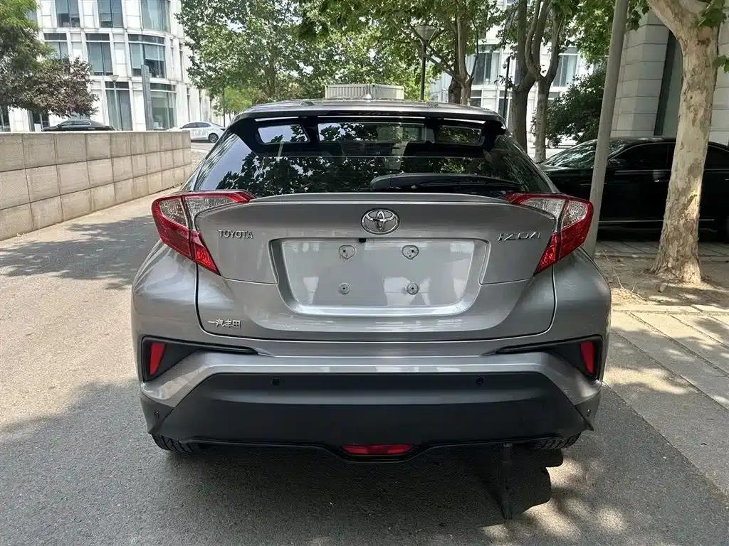 2020 Toyota IZOA 2.0L Enjoy Edition — миниатюра 4