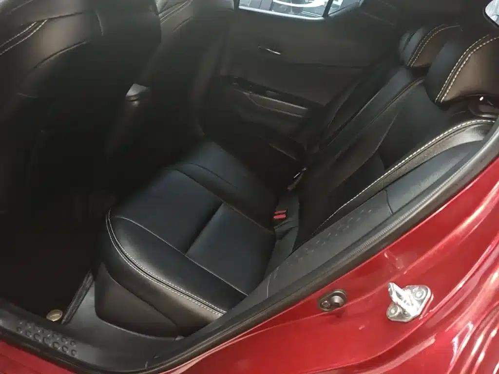 2020 Toyota IZOA 2.0L Enjoy Edition — миниатюра 17