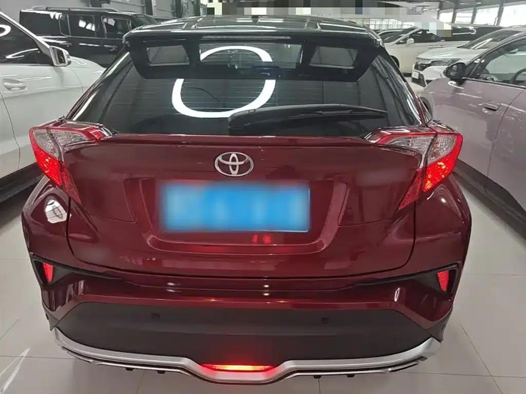 2020 Toyota IZOA 2.0L Enjoy Edition — миниатюра 6