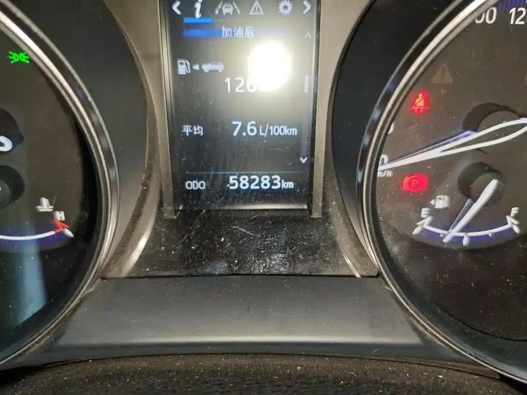 2018 Toyota IZOA 2.0L Elegance Edition (National V Emission Standard) — миниатюра 5