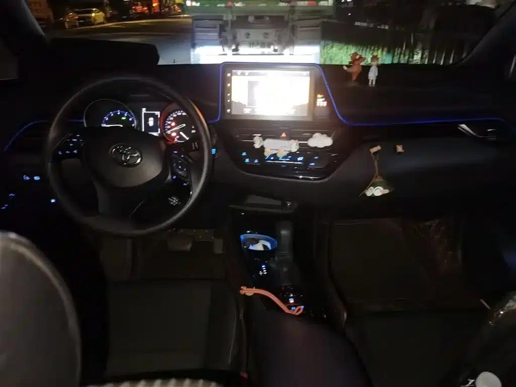 2020 Toyota IZOA 2.0L Enjoy Edition — миниатюра 12