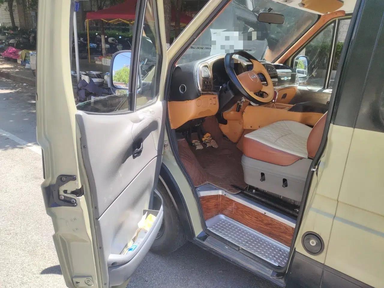 Ford Classic Transit  — миниатюра 17