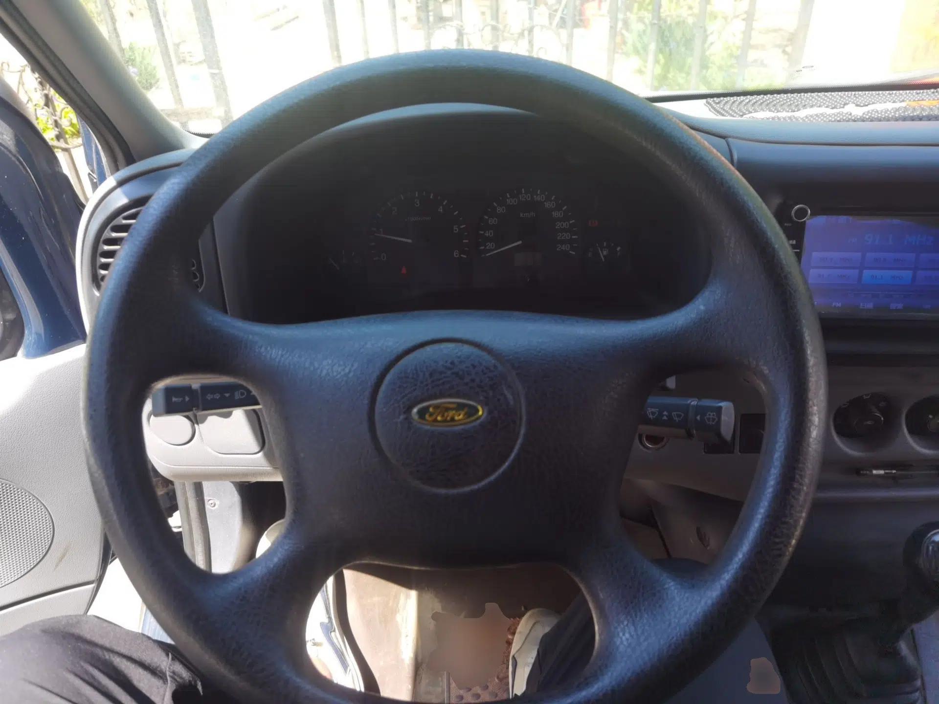 Ford Classic Transit 2013 2.8T Revised Diesel Standard Version with Short Wheelbase and Mid-Roof – JX493ZLQ4 — миниатюра 11