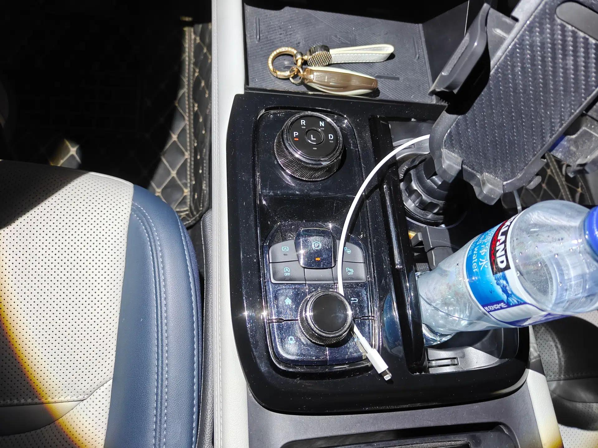 Ford Equator Sport 2022 Restyled EcoBoost 170 Prestige PLUS Trim — миниатюра 15