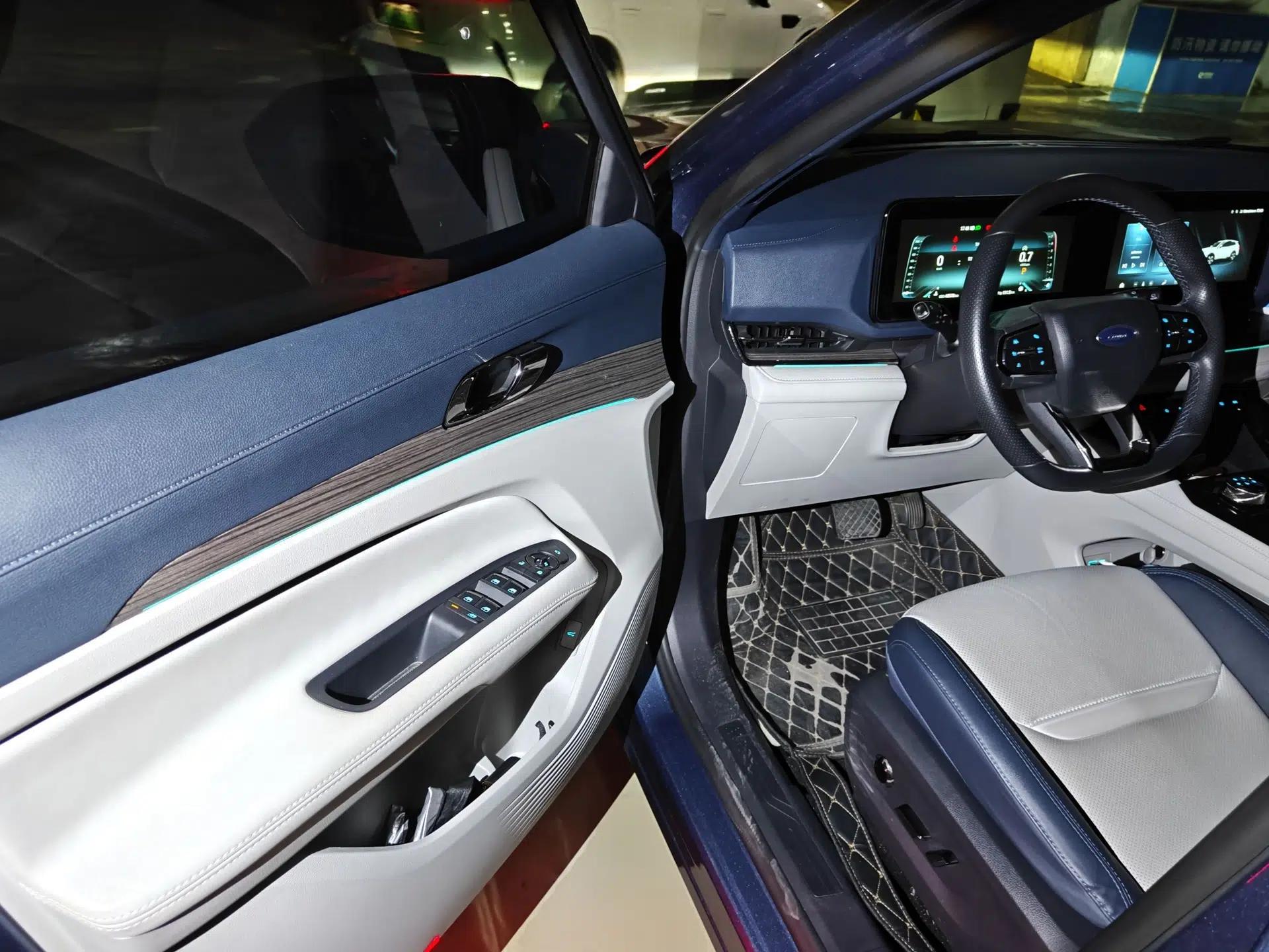 Ford Equator Sport 2022 Restyled EcoBoost 170 Prestige PLUS Trim — миниатюра 17