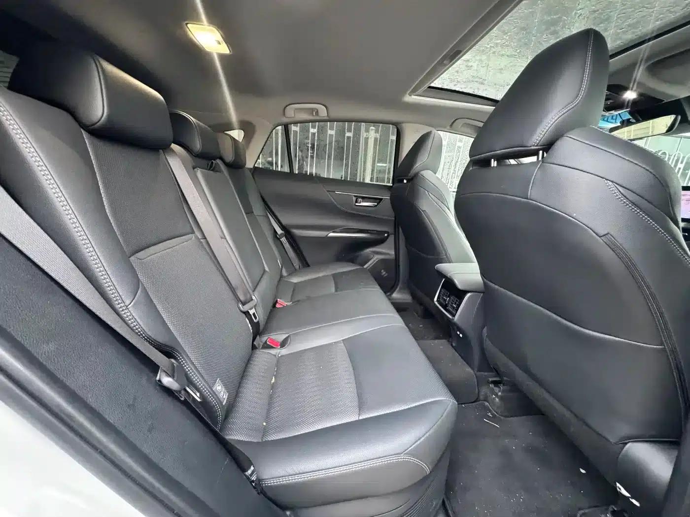 Venza 2023 2.5L Intelligent Hybrid Dual Engine 2WD Premium Edition — миниатюра 13