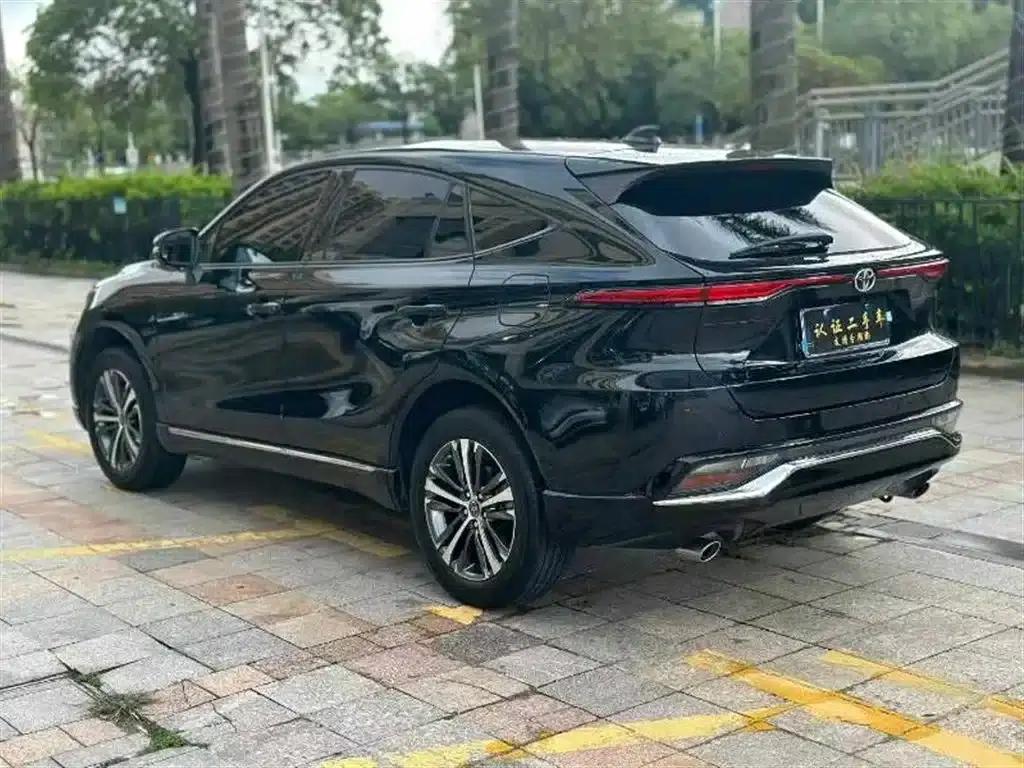 Venza 2022 2.0L CVT 2WD Luxury Edition — миниатюра 7